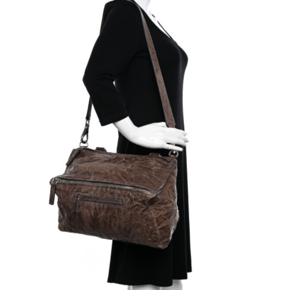 Givenchy Tumbled Medium Pandora Cigare
